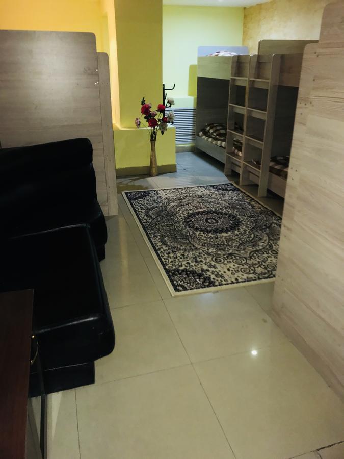 אלמטי Asia Hostel מראה חיצוני תמונה